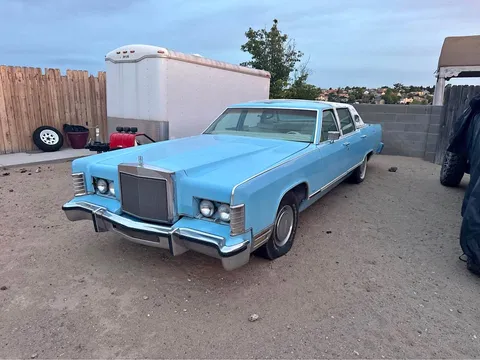 1978 Lincoln Continental Signature Sedan 4D