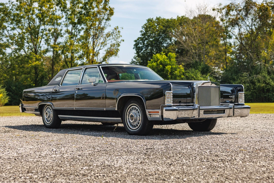 1978 Lincoln Continental 5th Gen - Image 4 of 31