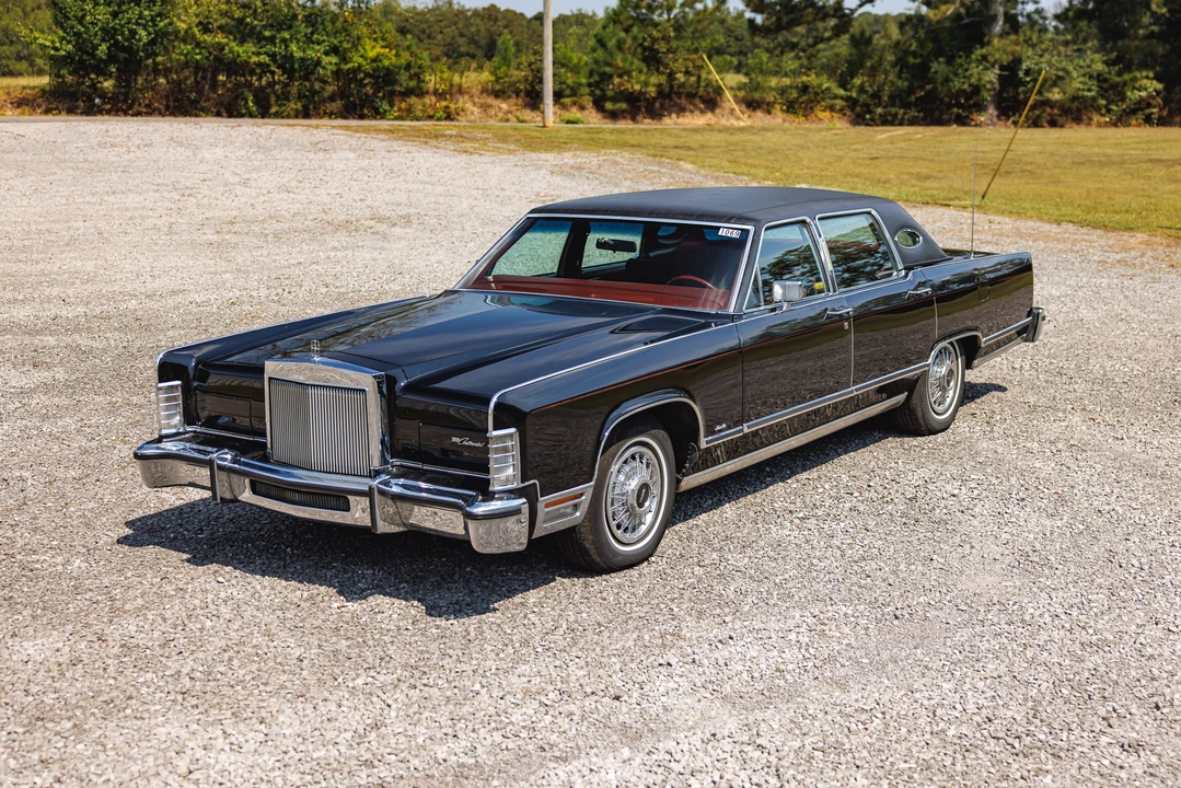 1978 Lincoln Continental 5th Gen - Image 2 of 31