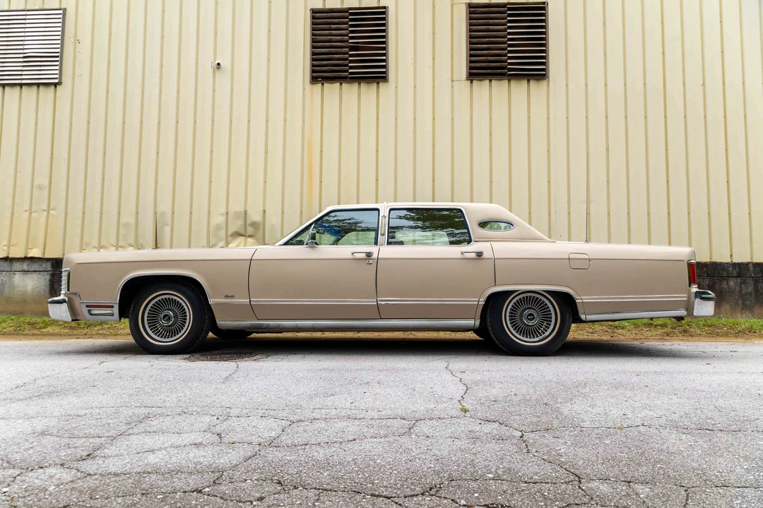 1978 Lincoln Continental 5th Gen - Image 2 of 31