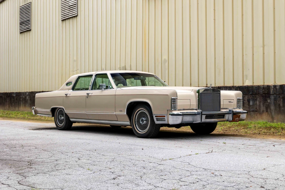 1978 Lincoln Continental 5th Gen - Image 12 of 31