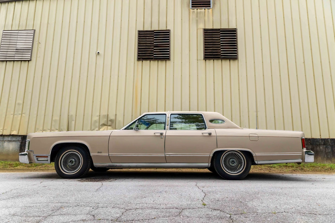 1978 Lincoln Continental 5th Gen - Image 3 of 31