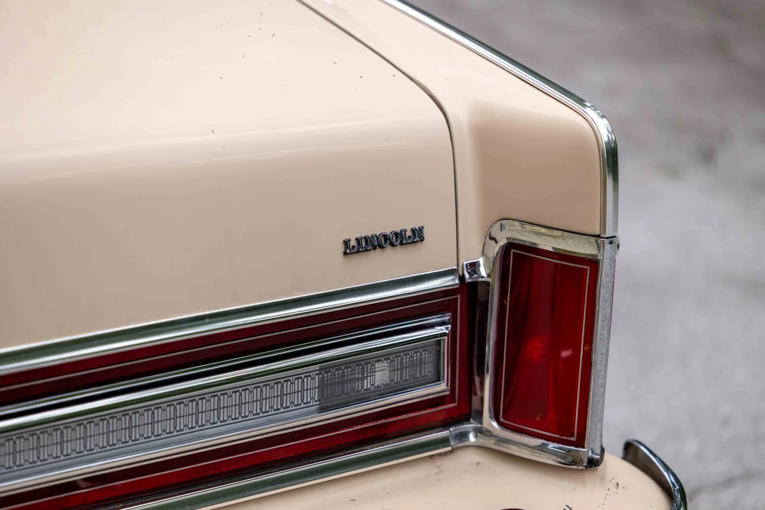 1978 Lincoln Continental 5th Gen - Image 23 of 31