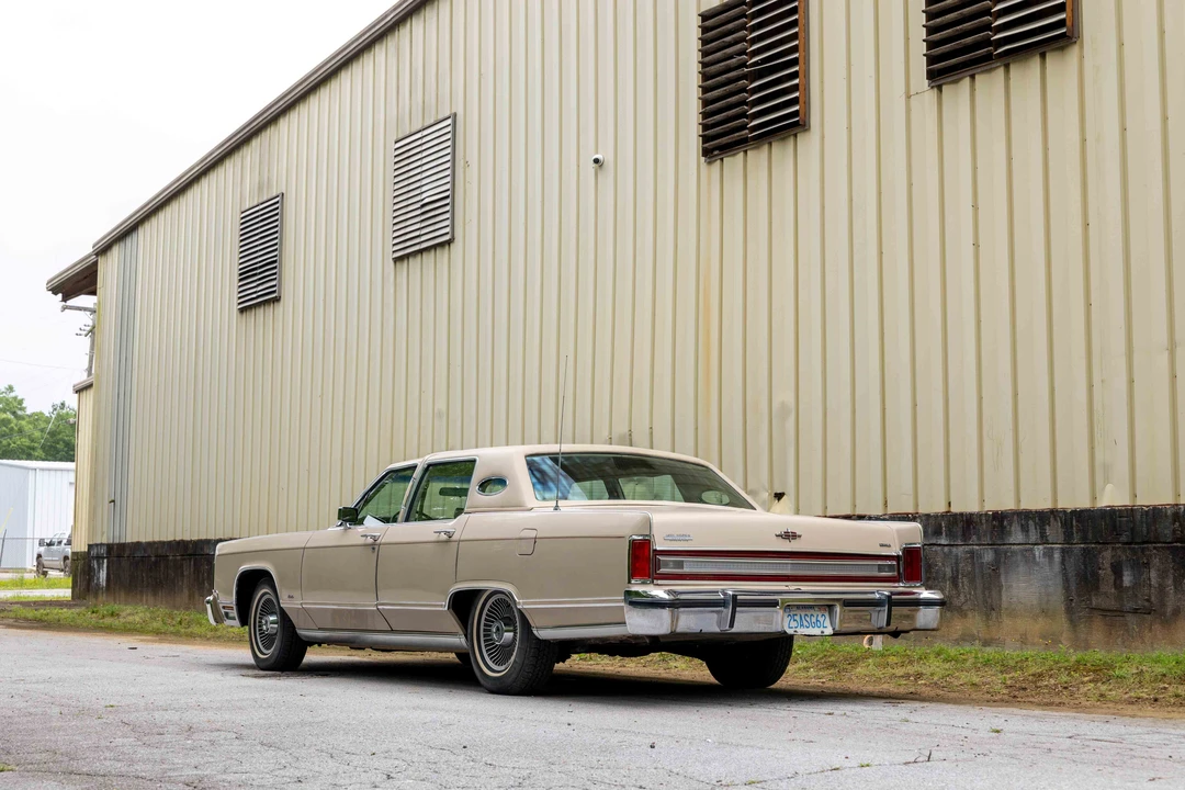 1978 Lincoln Continental 5th Gen - Image 5 of 31