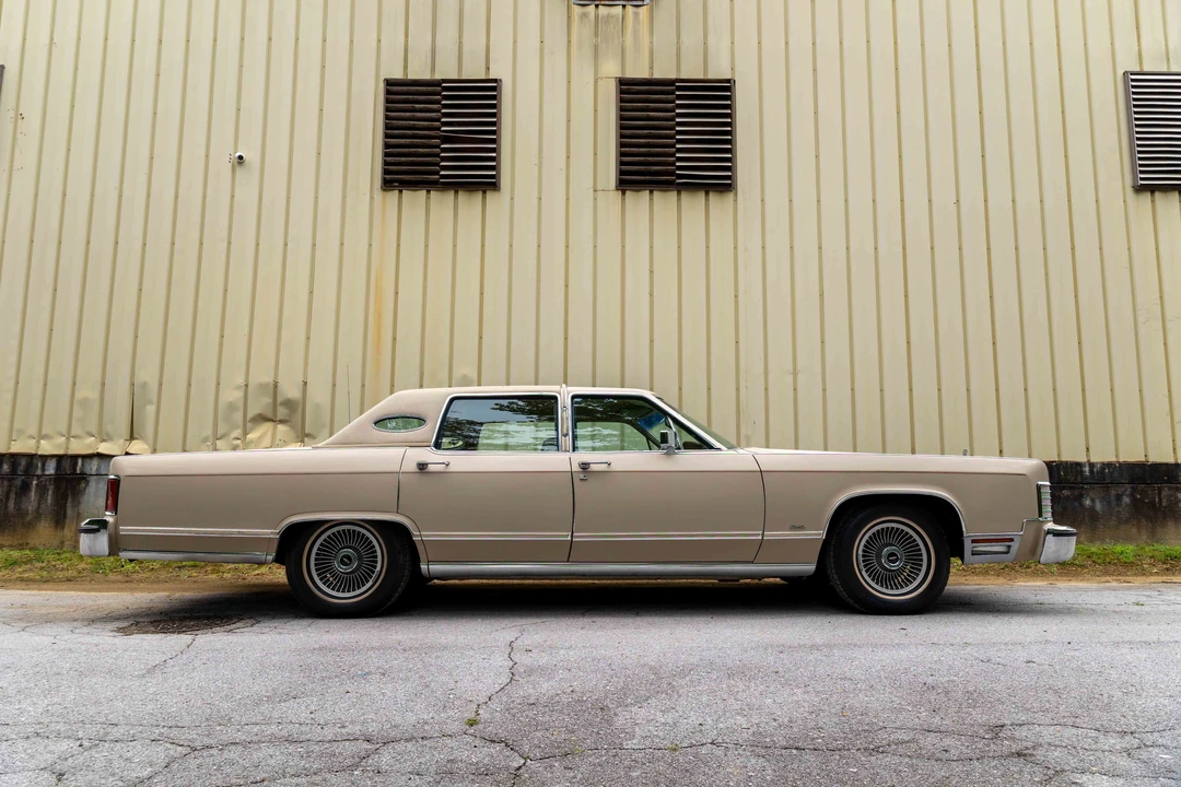 1978 Lincoln Continental 5th Gen - Image 13 of 31