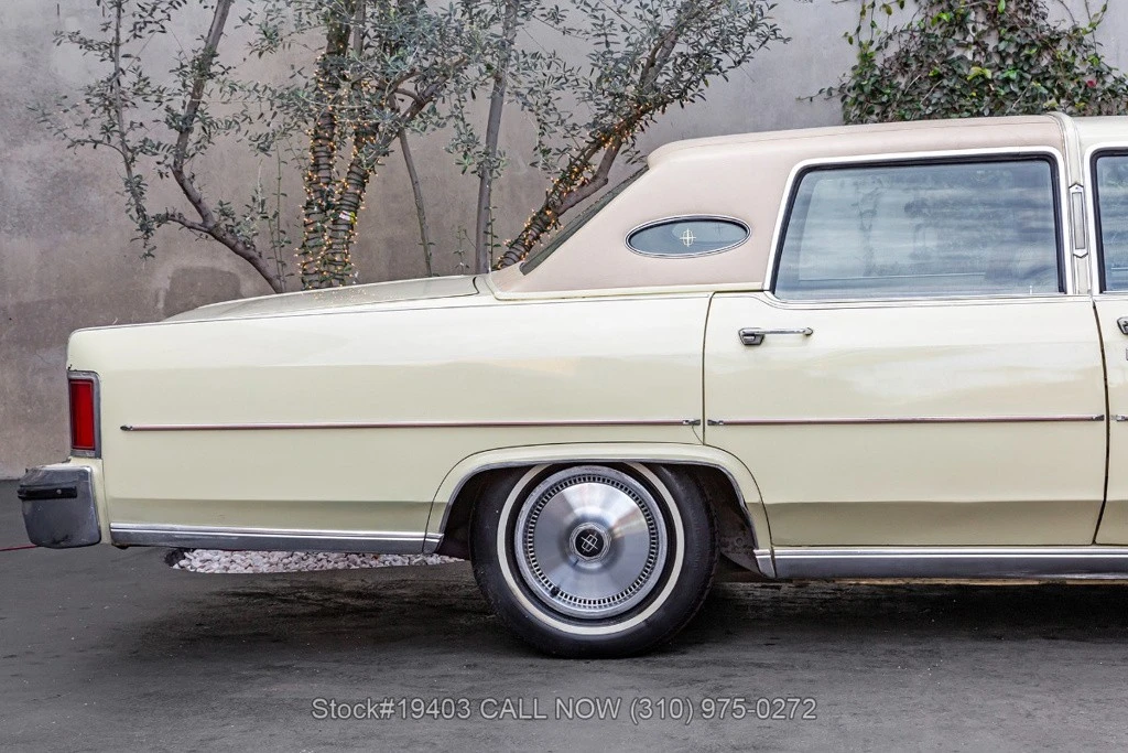 1978 Lincoln Continental 5th Gen - Image 11 of 12