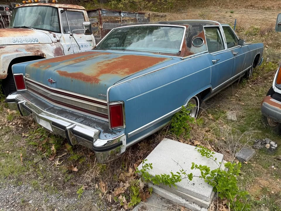 1978 Lincoln Continental 5th Gen - Image 3 of 8