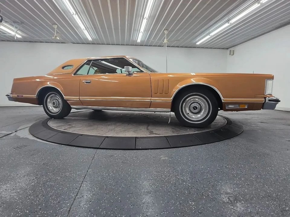 1978 Lincoln Continental 5th Gen - Image 21 of 31