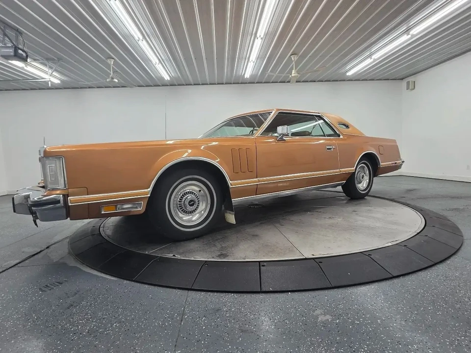 1978 Lincoln Continental 5th Gen - Image 2 of 31
