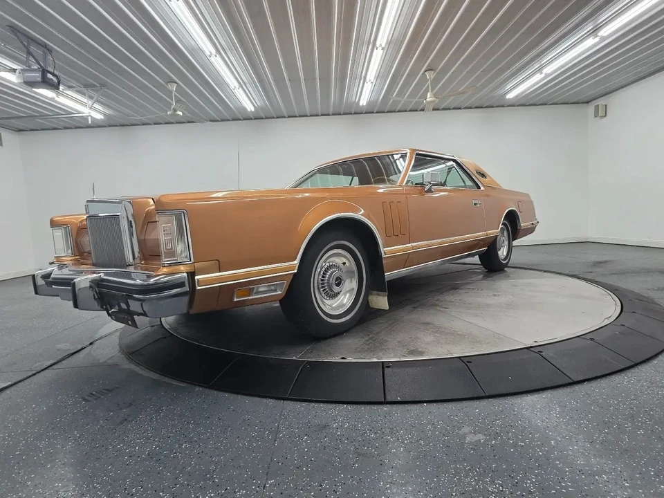 1978 Lincoln Continental 5th Gen - Image 8 of 31