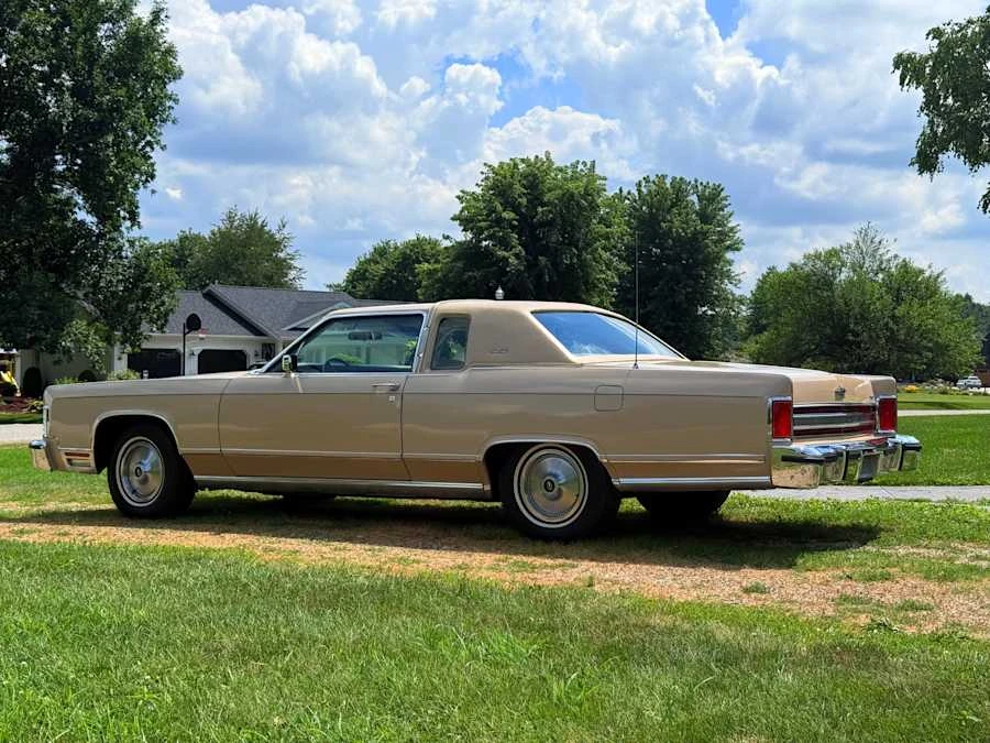 1978 Lincoln Continental 5th Gen - Image 2 of 25