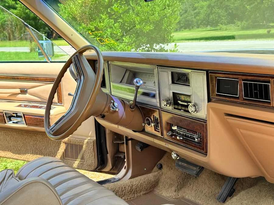 1978 Lincoln Continental 5th Gen - Image 12 of 25