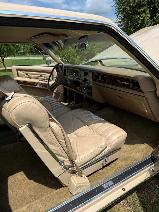 1978 Lincoln Continental 5th Gen - Image 20 of 25