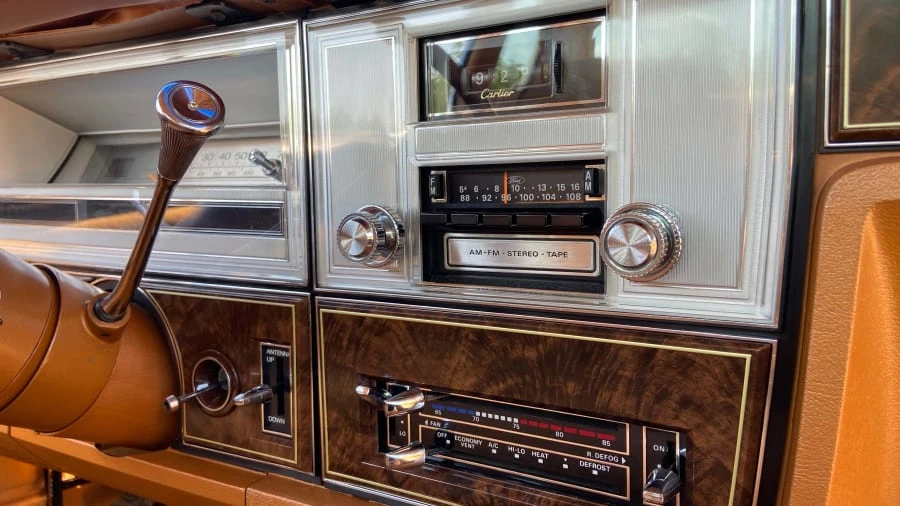 1978 Lincoln Continental 5th Gen - Image 9 of 31
