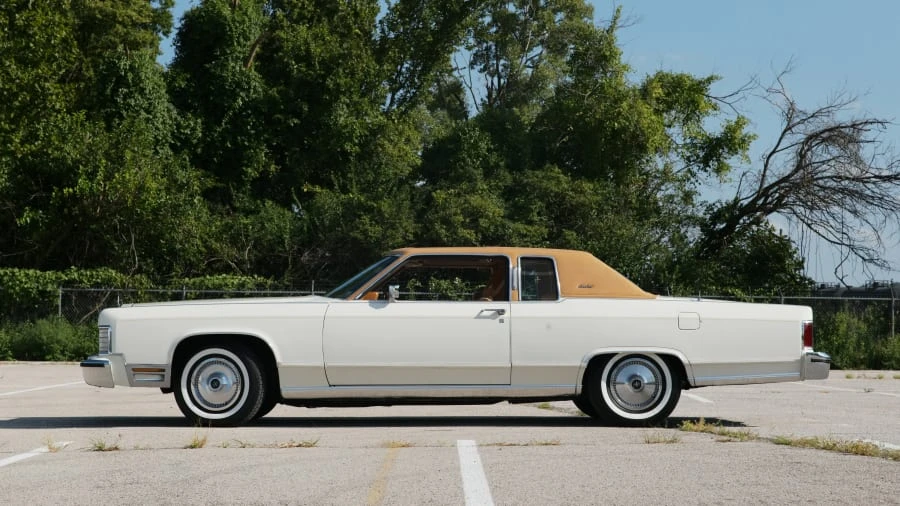 1978 Lincoln Continental 5th Gen - Image 2 of 31