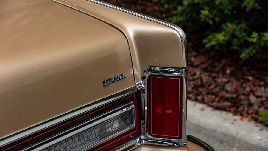 1978 Lincoln Continental 5th Gen - Image 11 of 31