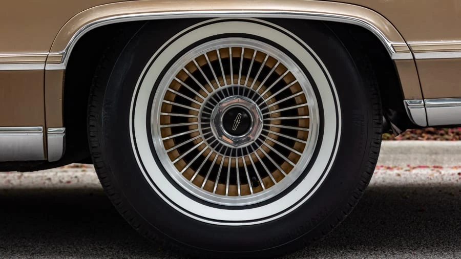 1978 Lincoln Continental 5th Gen - Image 13 of 31