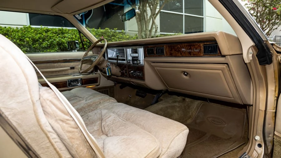 1978 Lincoln Continental 5th Gen - Image 6 of 31