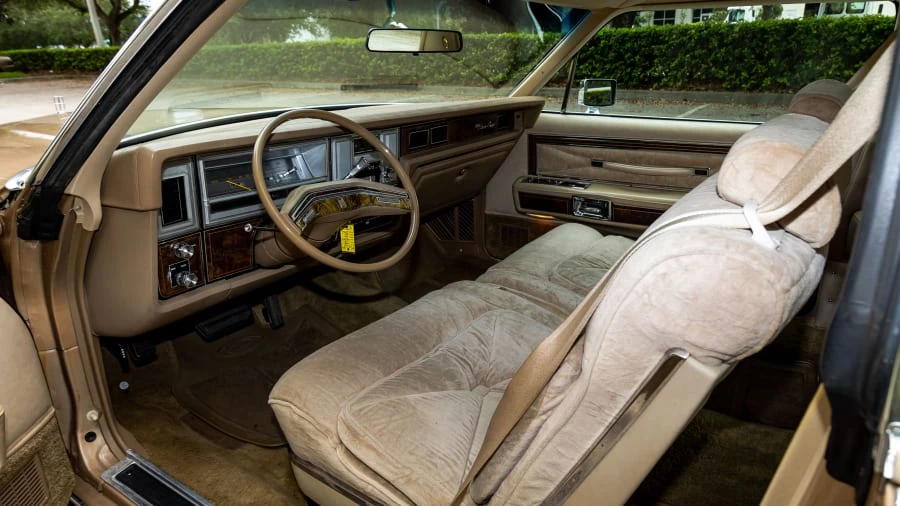 1978 Lincoln Continental 5th Gen - Image 4 of 31