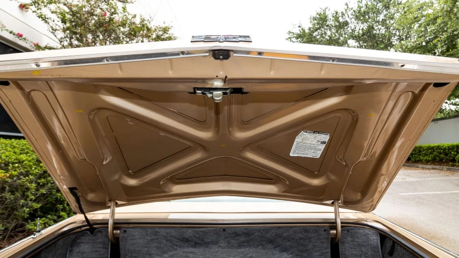 1978 Lincoln Continental 5th Gen - Image 18 of 31