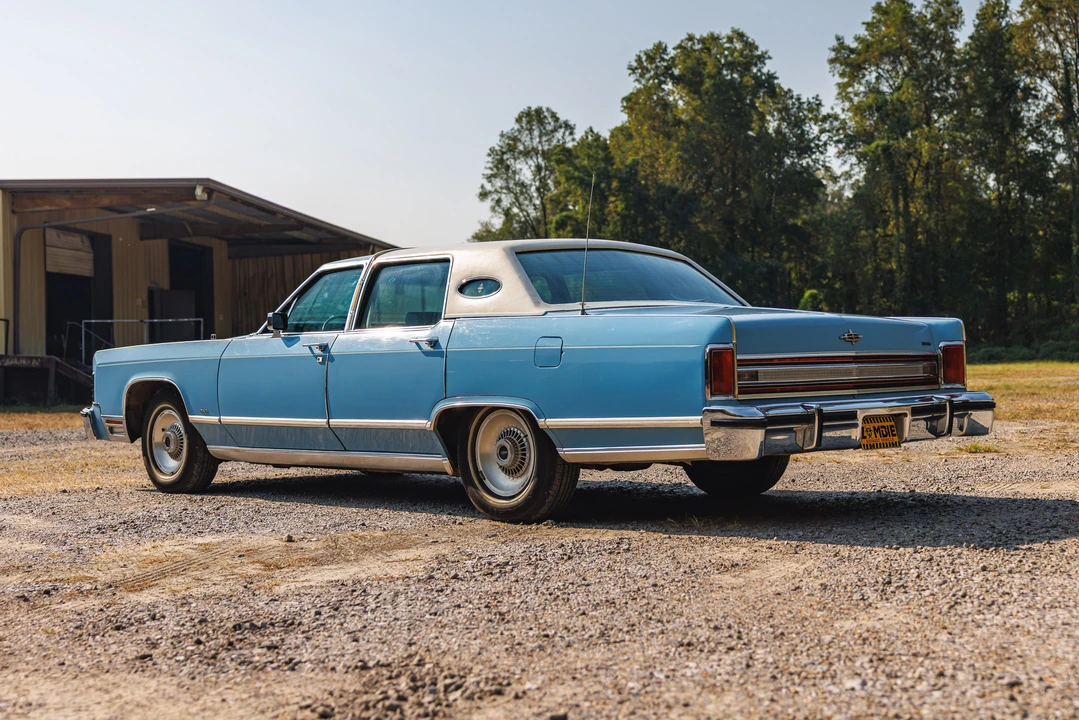 1978 Lincoln Continental 5th Gen - Image 4 of 31