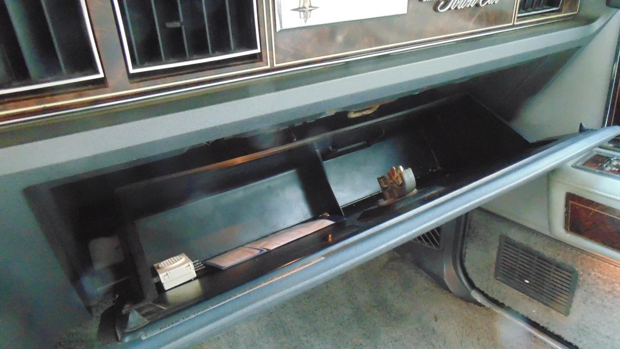 1978 Lincoln Continental 5th Gen - Image 24 of 31