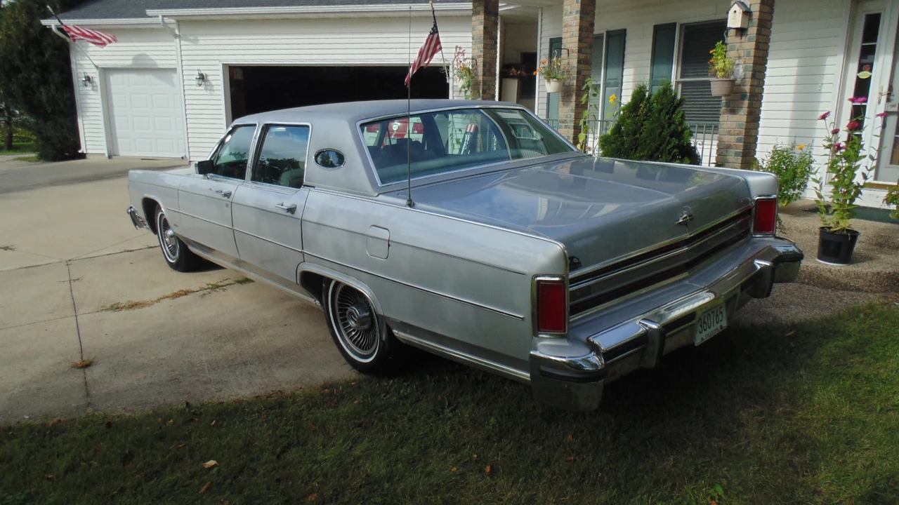 1978 Lincoln Continental 5th Gen - Image 8 of 31
