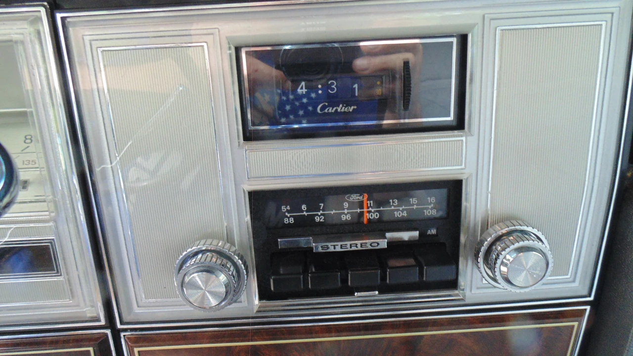 1978 Lincoln Continental 5th Gen - Image 26 of 31