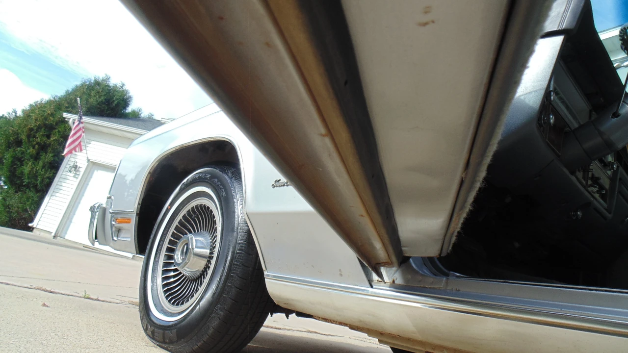 1978 Lincoln Continental 5th Gen - Image 11 of 31