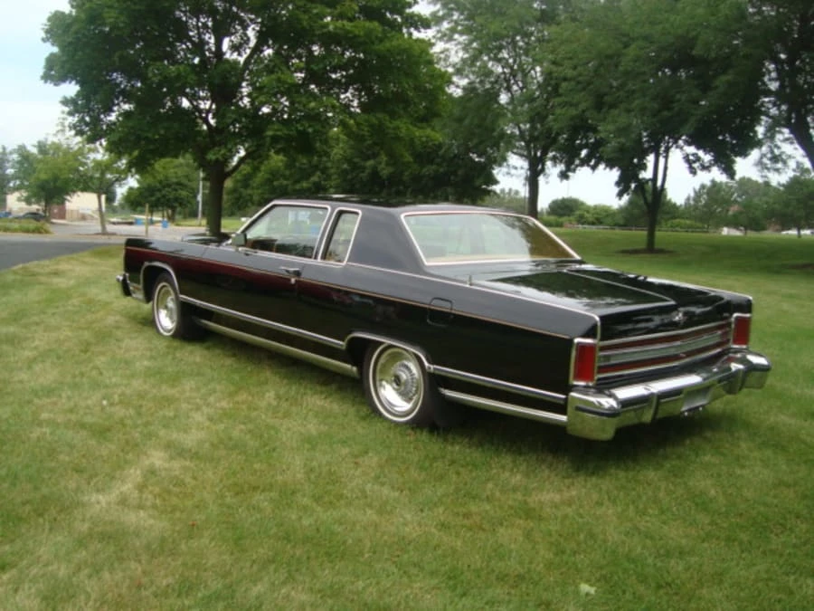 1978 Lincoln Continental 5th Gen - Image 2 of 3