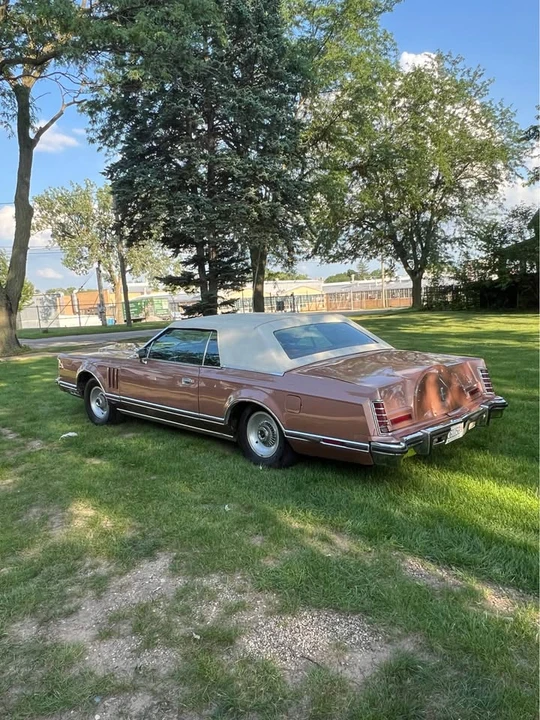 1978 Lincoln Continental Mark V - Image 2 of 2