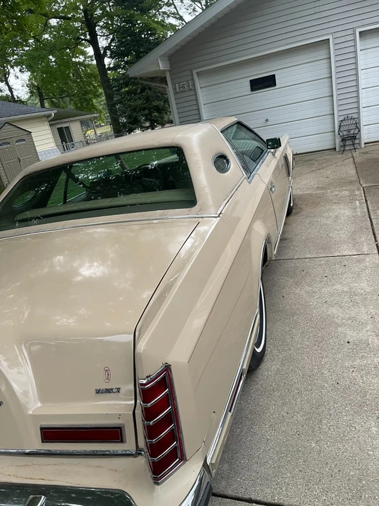 1978 Lincoln Continental Mark V - Image 7 of 24