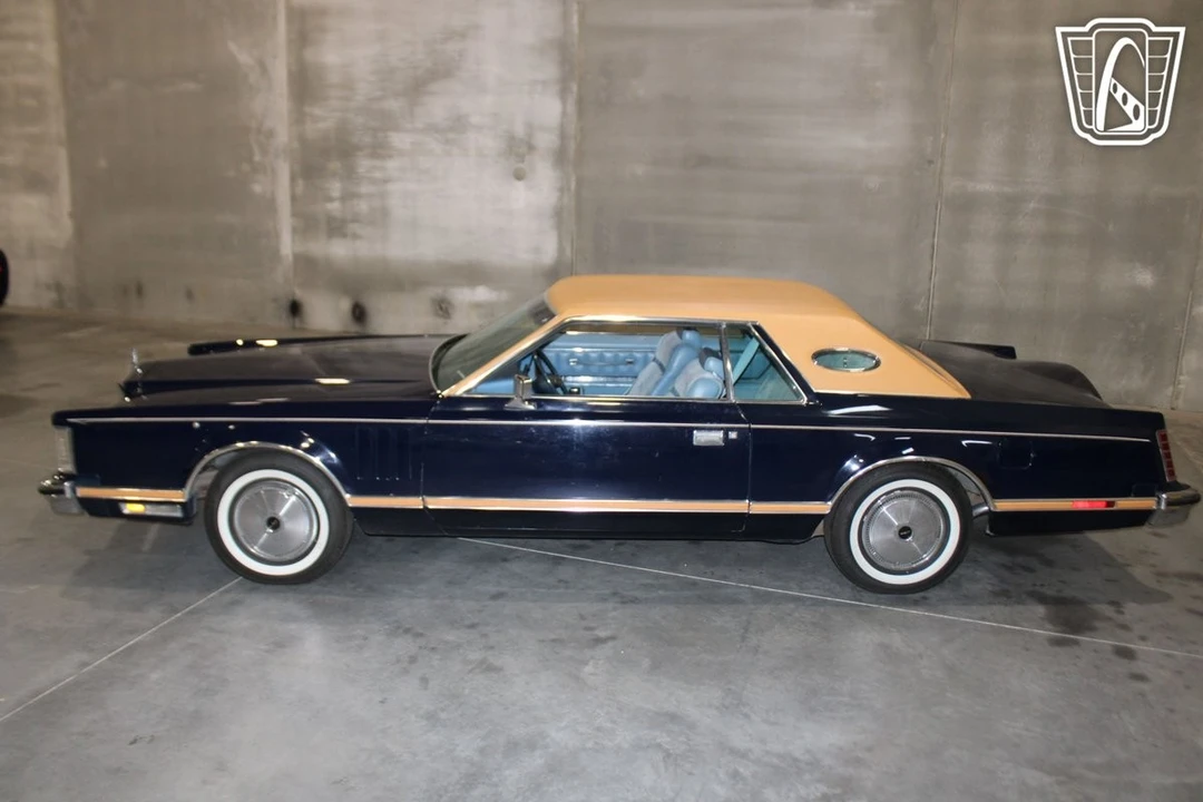 1978 Lincoln Continental Mark V - Image 11 of 12