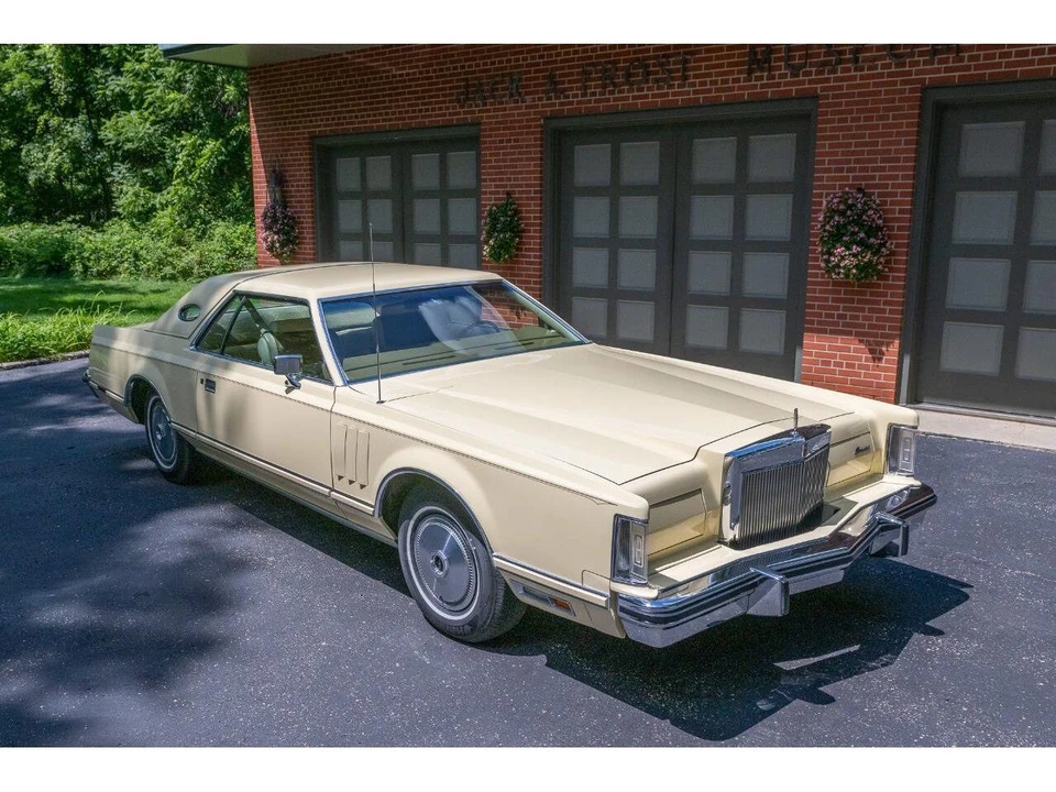 1978 Lincoln Continental Mark V - Image 10 of 31