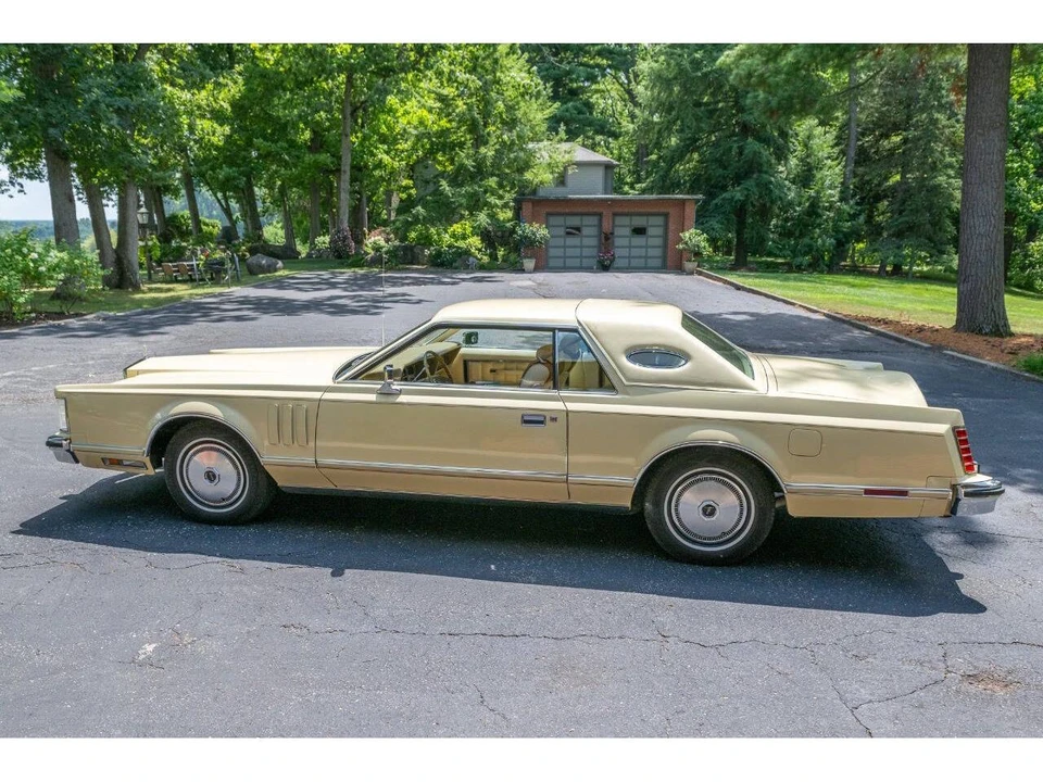 1978 Lincoln Continental Mark V - Image 7 of 31