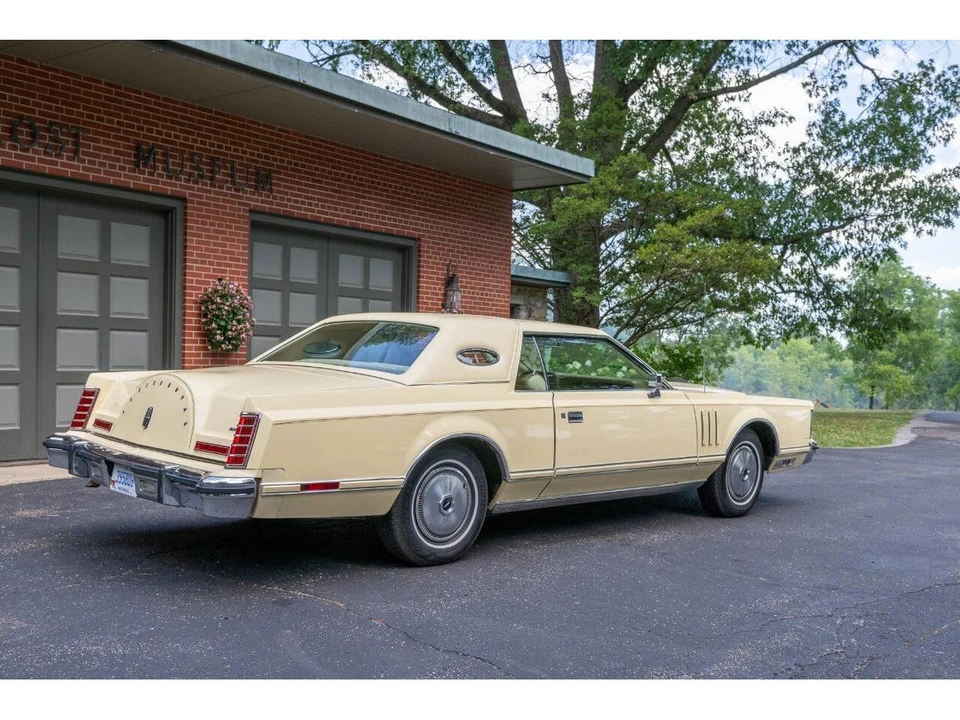 1978 Lincoln Continental Mark V - Image 3 of 31
