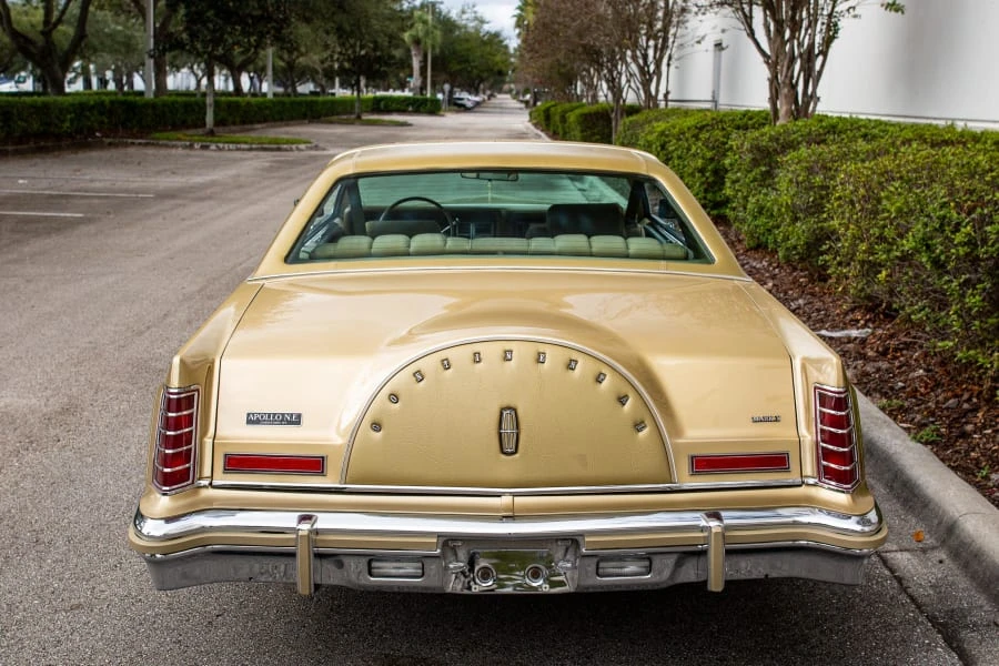 1978 Lincoln Continental Mark V - Image 11 of 17