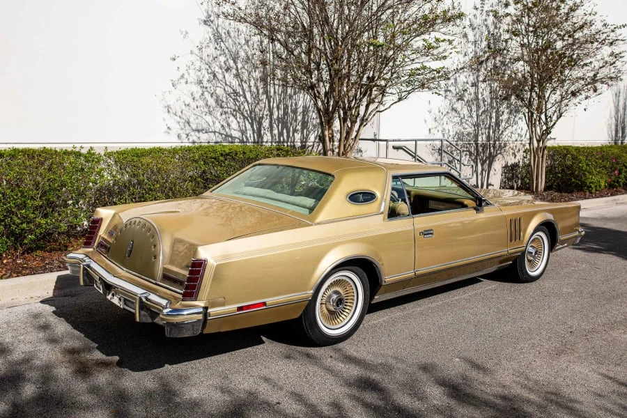 1978 Lincoln Continental Mark V - Image 2 of 17