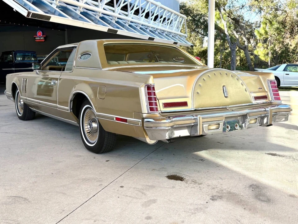 1978 Lincoln Continental Mark V - Image 11 of 21