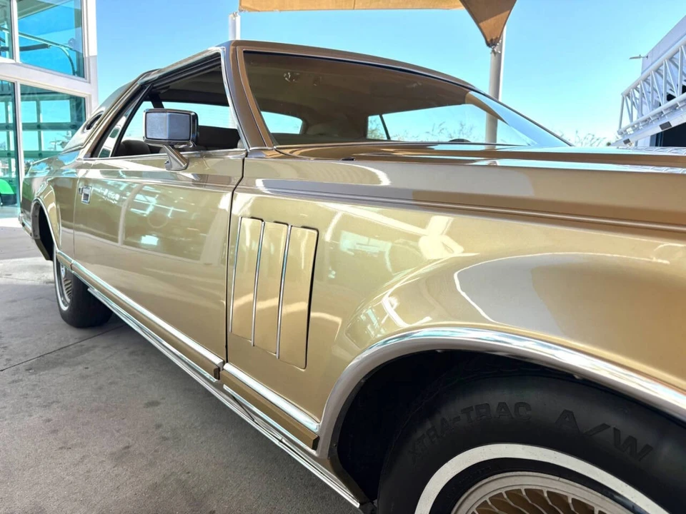 1978 Lincoln Continental Mark V - Image 20 of 21