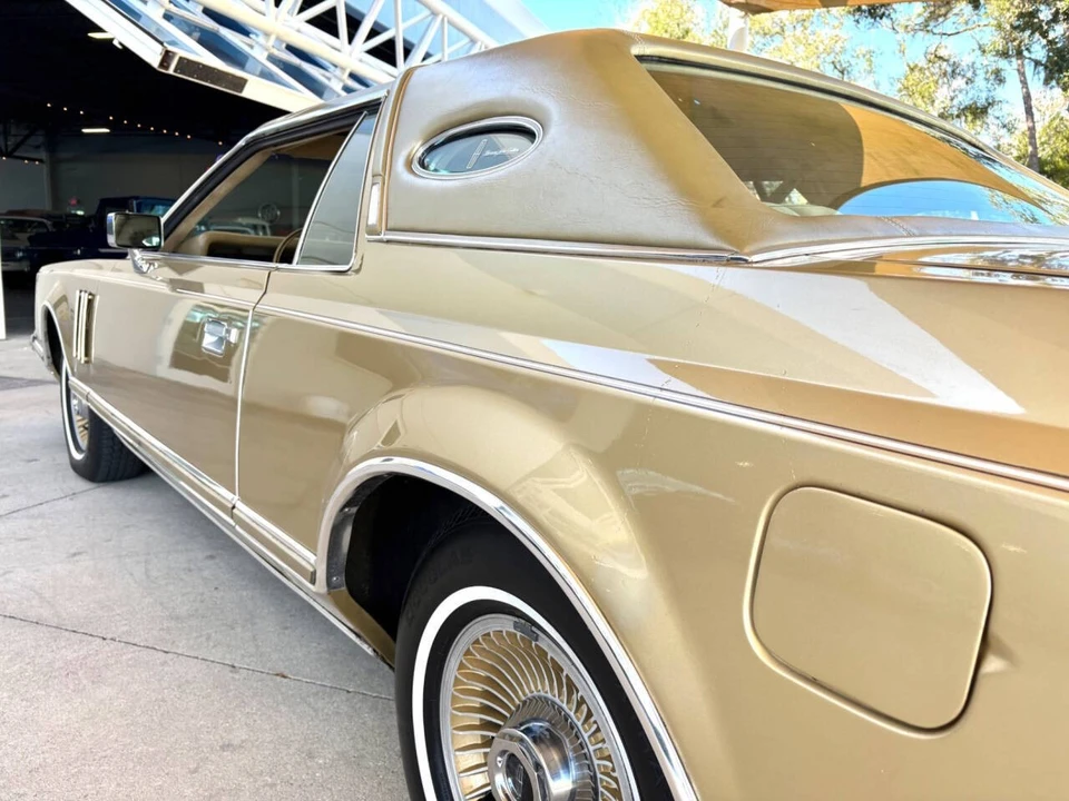 1978 Lincoln Continental Mark V - Image 16 of 21