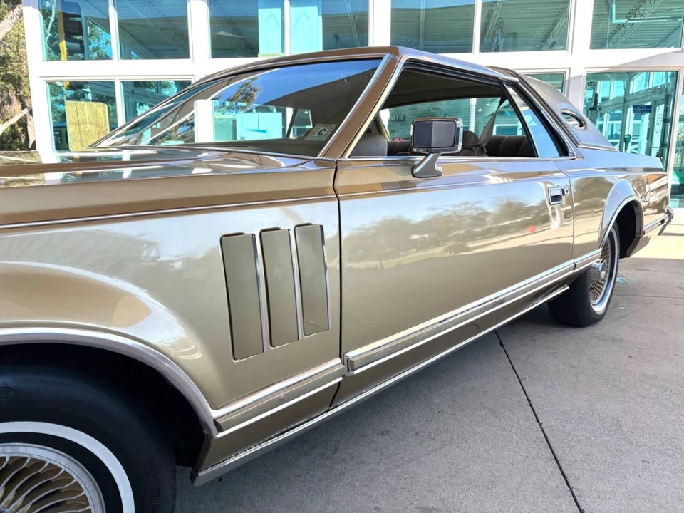 1978 Lincoln Continental Mark V - Image 15 of 21