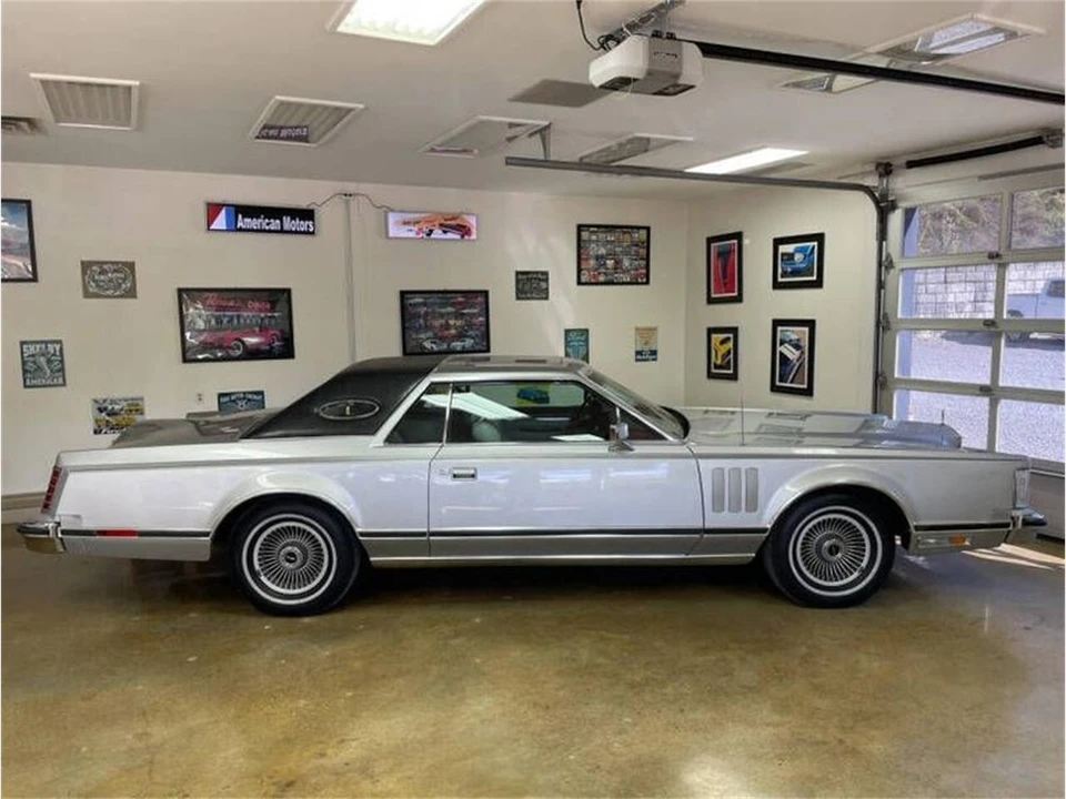 1978 Lincoln Continental Mark V - Image 2 of 22