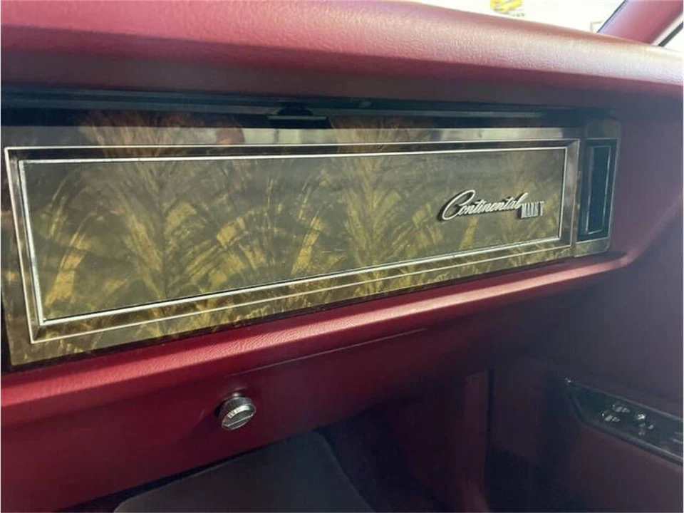 1978 Lincoln Continental Mark V - Image 20 of 22