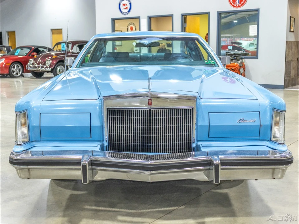 1978 Lincoln Continental Mark V - Image 2 of 21