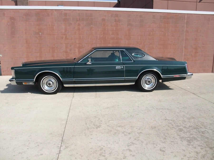 1978 Lincoln Continental Mark V - Image 2 of 9