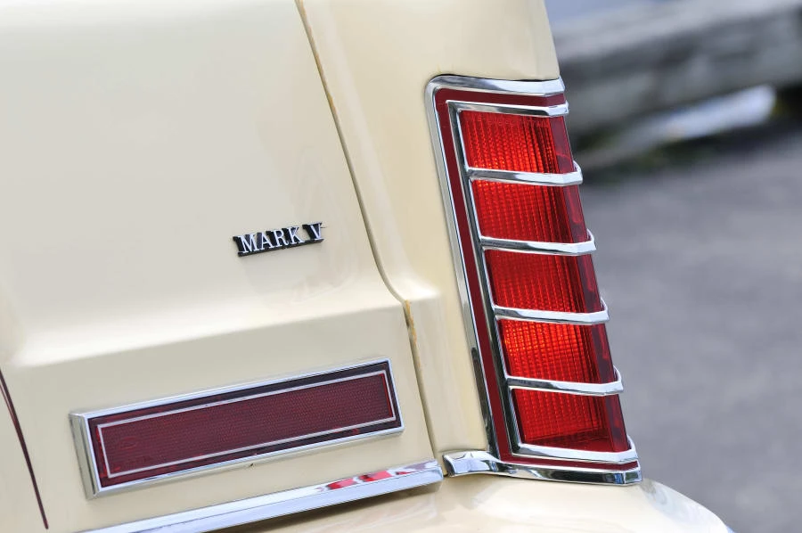 1978 Lincoln Continental Mark V - Image 8 of 12