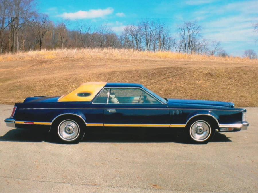 1978 Lincoln Continental Mark V - Image 2 of 8