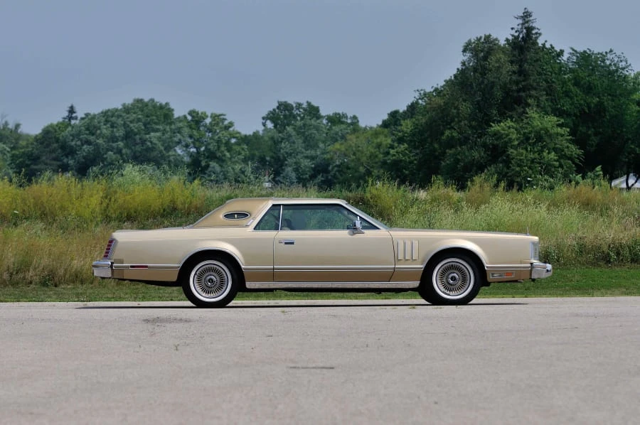 1978 Lincoln Continental Mark V - Image 2 of 12