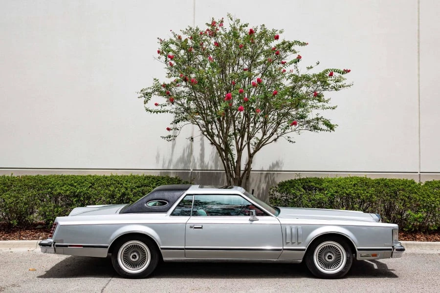 1978 Lincoln Continental Mark V - Image 2 of 12